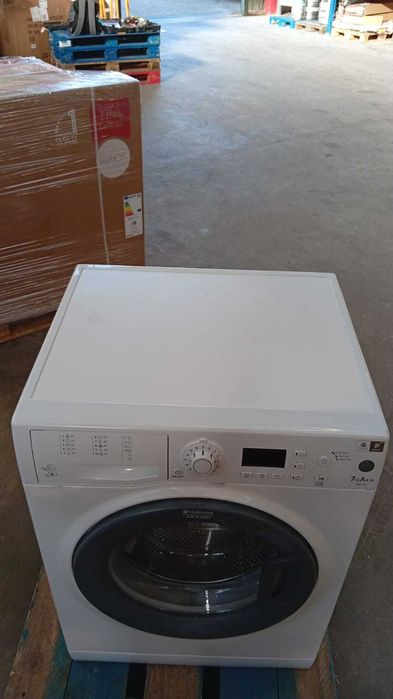 Máquina de lavar roupa ARISTON - 7 KG - Ofereço Entrega