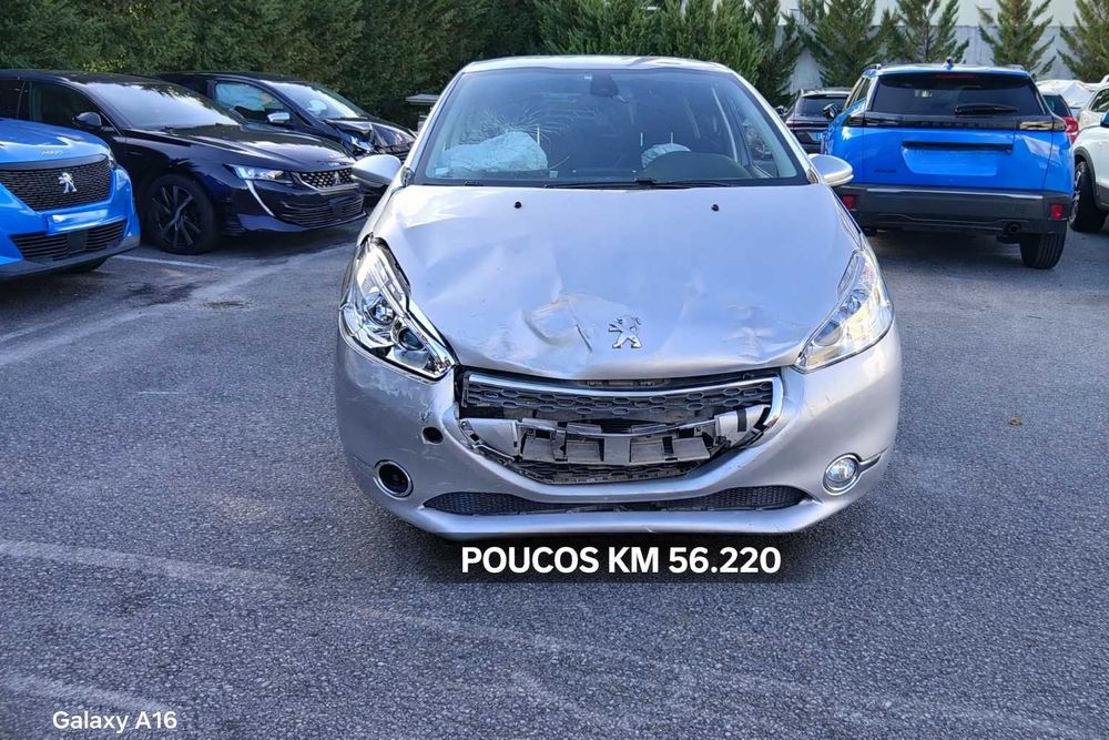 Peugeot 208 1.4 HDi Diesel (Poucos Km)