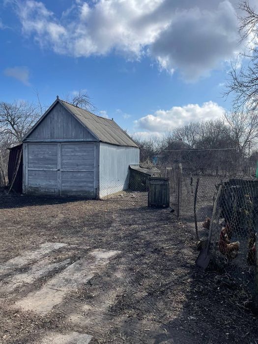 Будинок хата в селі