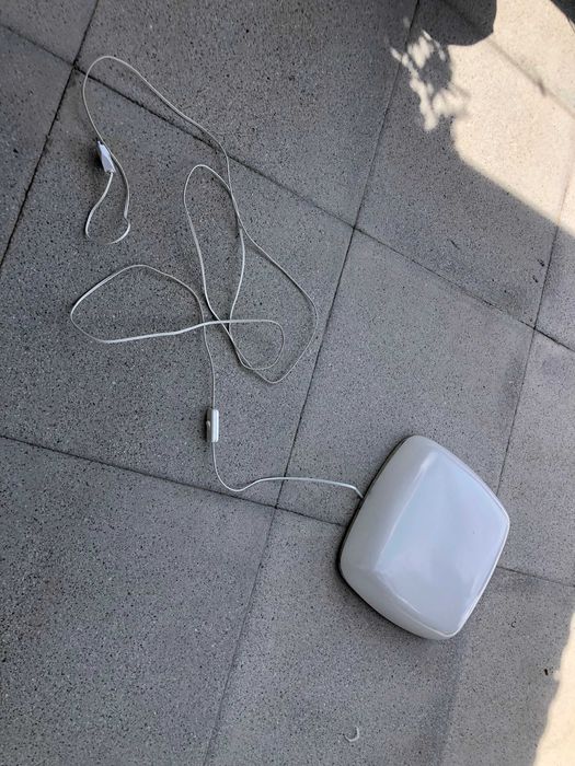 Candeeiro modernista para parede