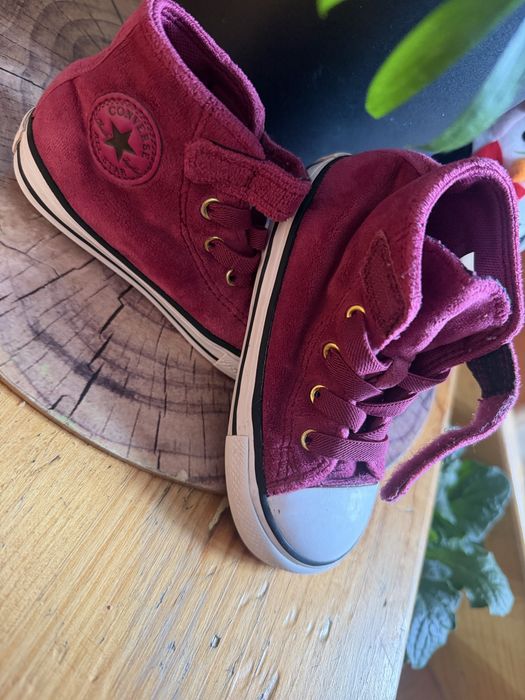 Trampki welurowe burgundi converse