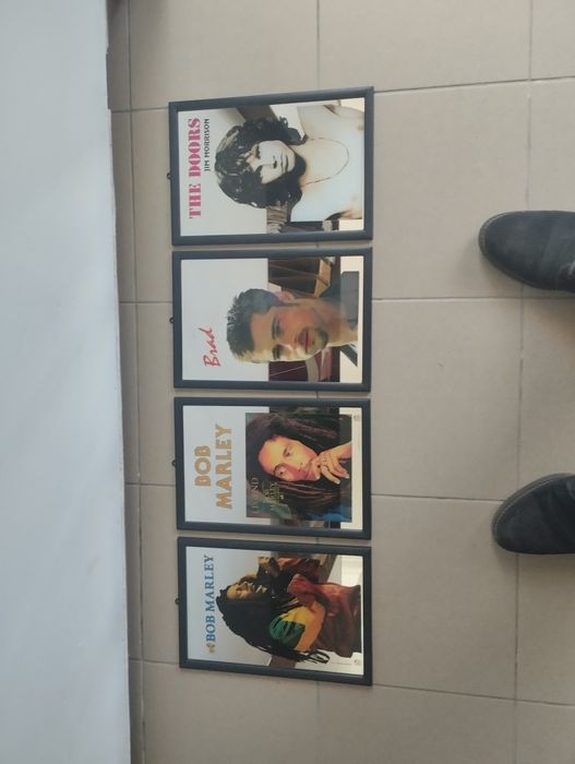 Various mirrored frames of 90s musicians64584714205826120