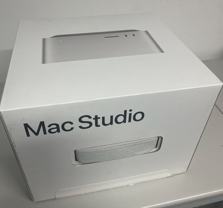 APPLE  Mac M2 Max - NOVO