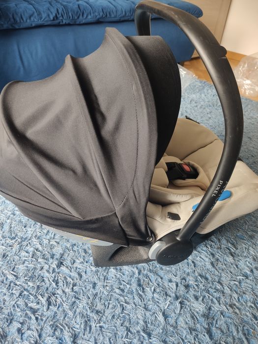 Fotelik Avionaut Pixel z baza ISOFIX