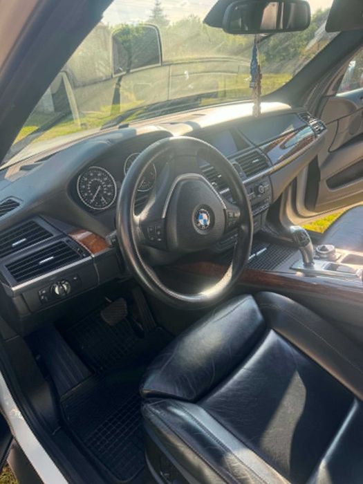 bmw x5 e70 4.4 v8
