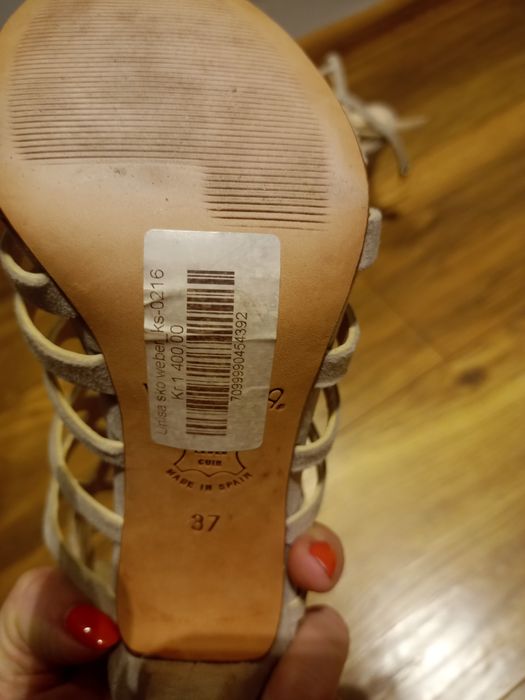 Buty sandały unisa nowe 37 beżowe skórzane