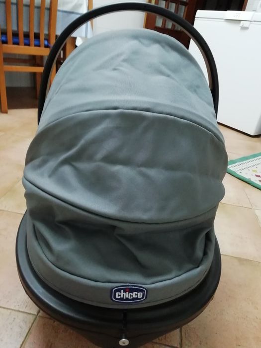 ALCOFA PARA BEBÉ só o que está nas imagens. Impecável.