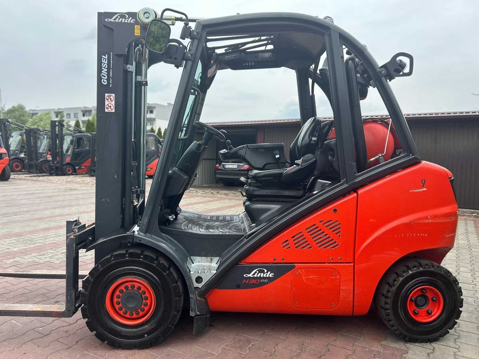 Wózek widłowy Linde H30T-02 LPG Triplex 802h 2016r