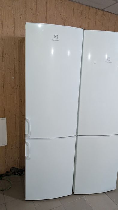 Холодильник Electrolux