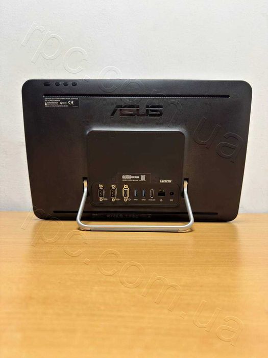 Сенсорний моноблок 15.6 ASUS AiO V161GAT (4Gb/8Gb DDR4, 120Gb SSD)