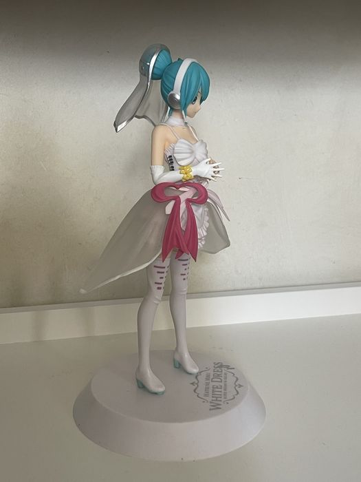 Оригінальна аніме фігурка SPM Figure Hatsune Miku White Dress Ver.
