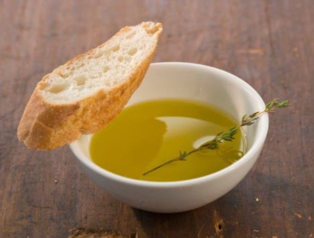 Azeite feito só com a nossa azeitona