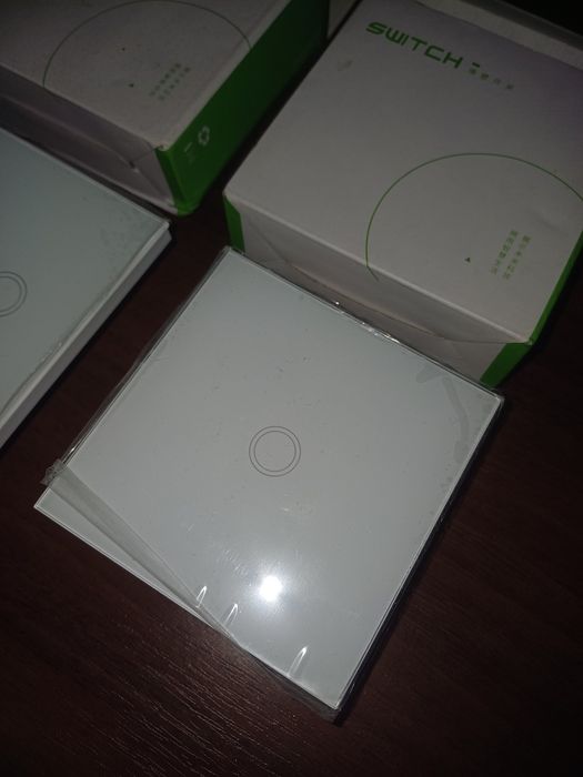 Сенсорний вимикач світла