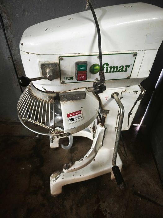 Професійний планетарний міксер(тестоміс) FIMAR IP20F (220V, 20 л)