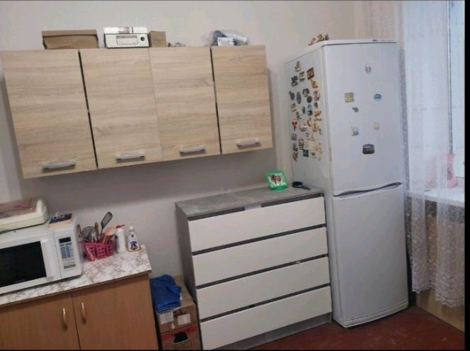 Продається дві  кімнати в комунальній квартирі