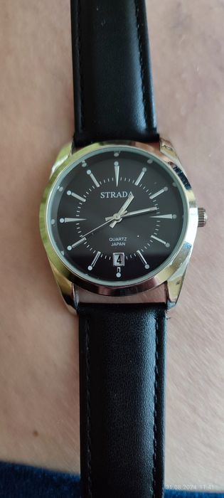 Продам наручні годинники.