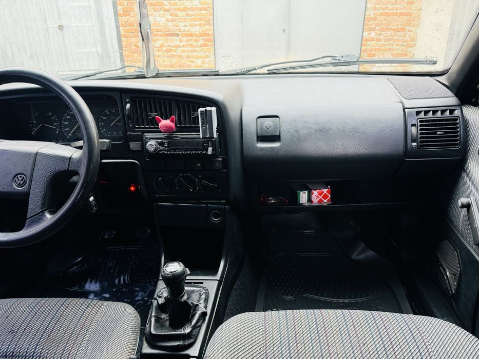 WV Пассат Б3 /  1.8 газ бензин