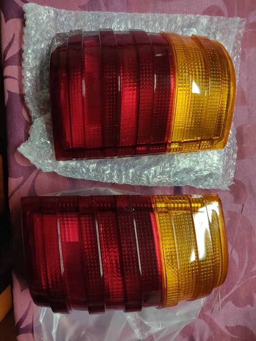 Farolins traseiros Mercedes w123 s123  touring s123