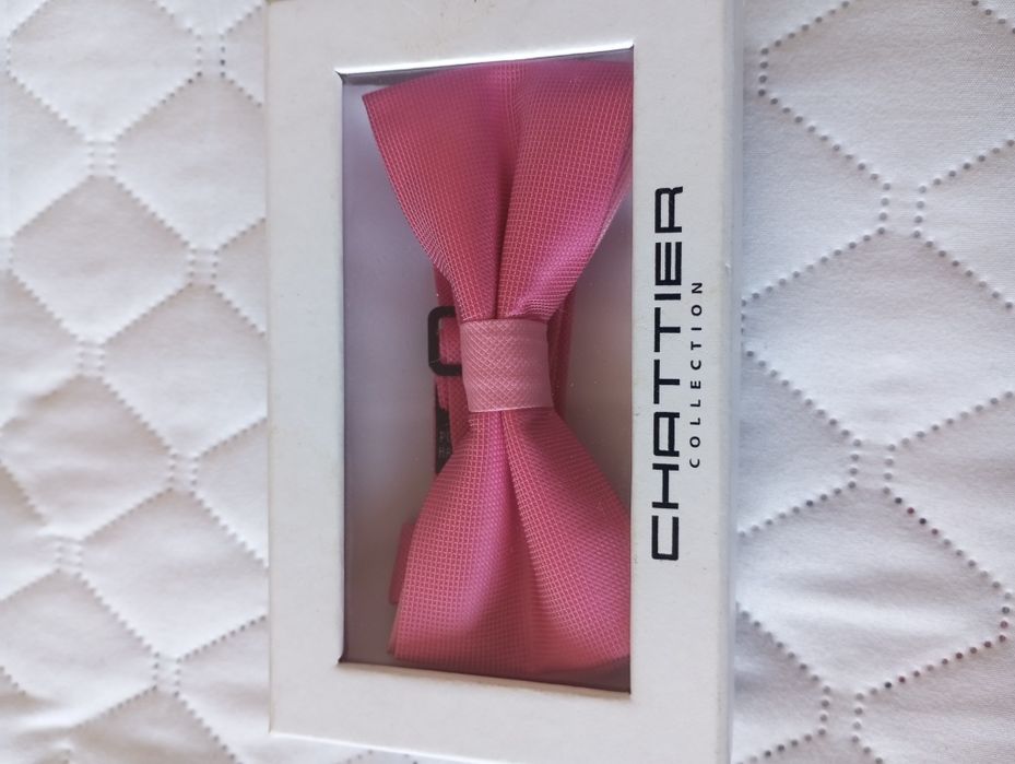 Mucha ślubna z poszetką