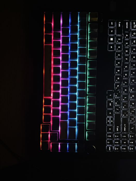 продам клавіотуру ajazz ak820