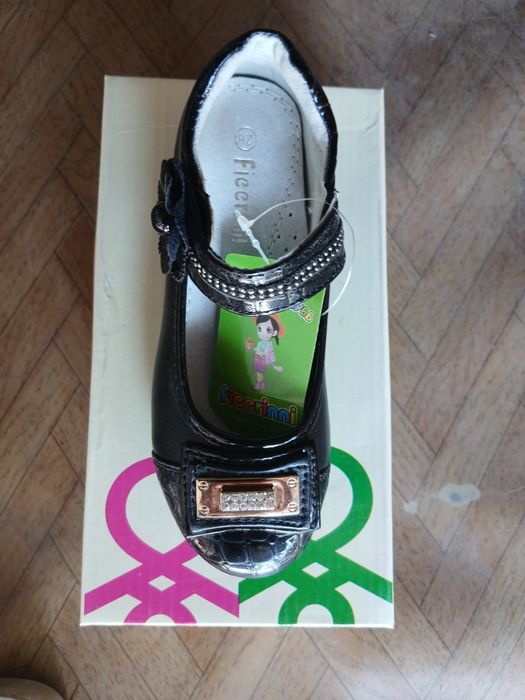 Туфлі для дівчат