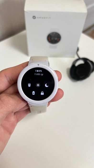 розумний годинник amazfit verge lite white