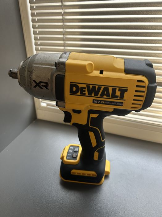 Dewalt DCF900 гайкокрут