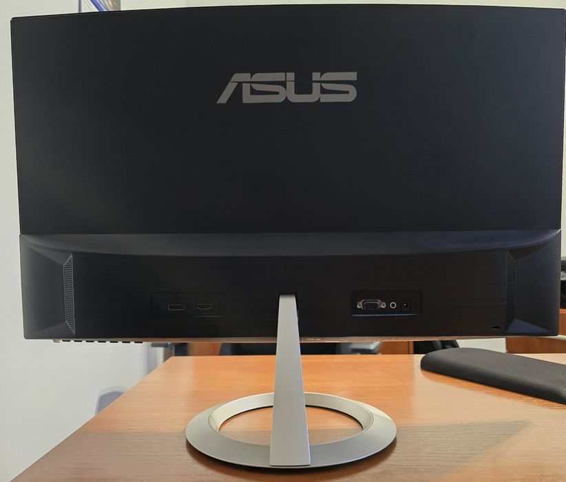 Monitor Asus 27" zakrzywiony ekran z głośnikami
