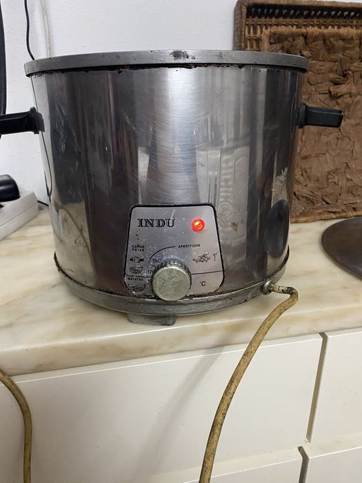 Fritadeira eletrica Indu