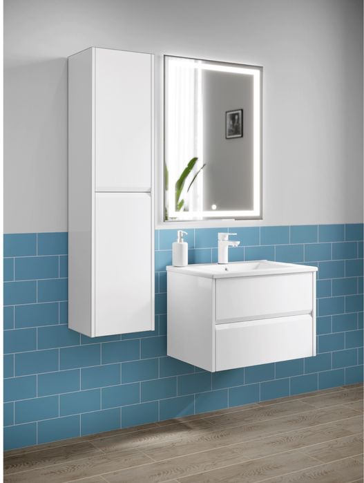 Słupek łazienkowy 30x150 biały połysk paladium