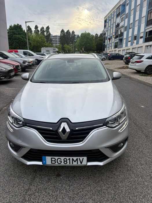 Renault Mégane  – Económico e Confortável