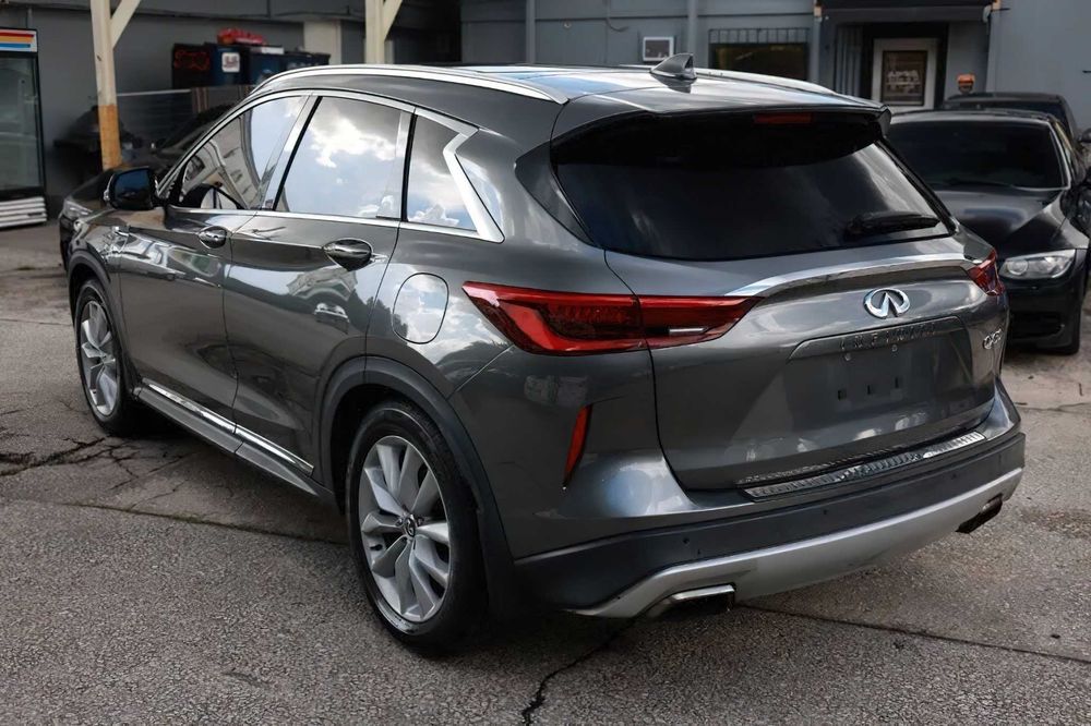 Infiniti QX50 Essential      2019