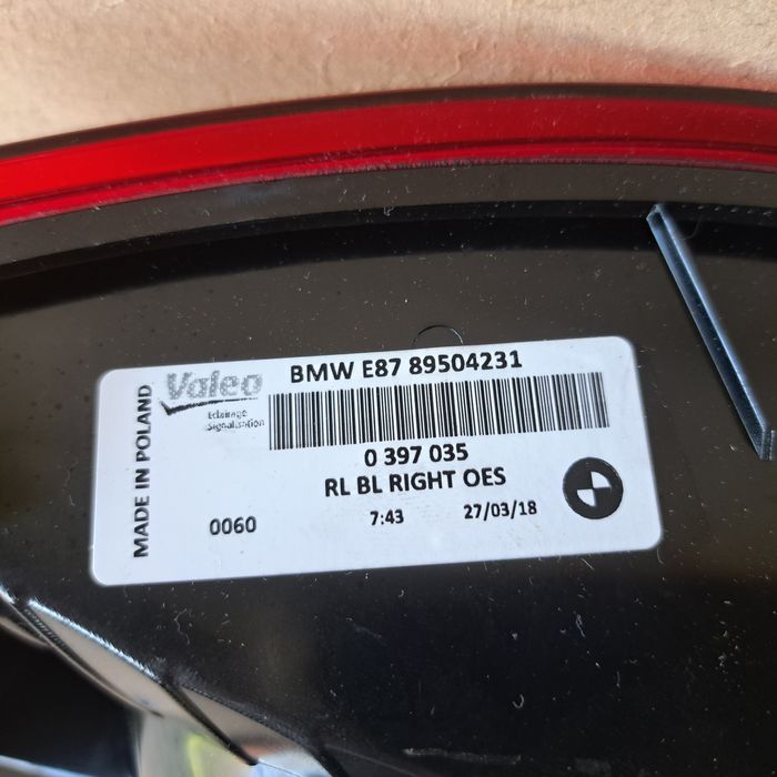 Lampa prawy tył bmw 1 e87 ciemna
