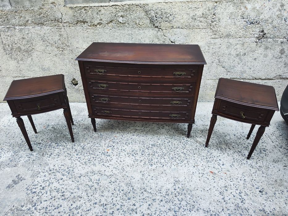 Cómoda e Mesinhas de Cabeceira