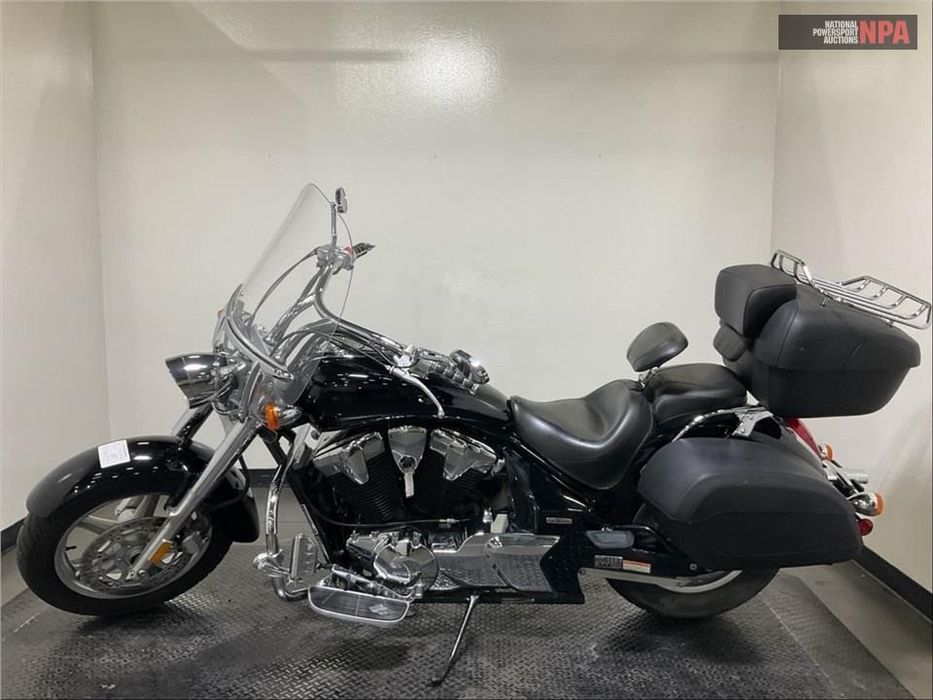 Honda VT 1300 interstate 2012r Mustang 3.660mil vtx 1300 Bezwypadkowy