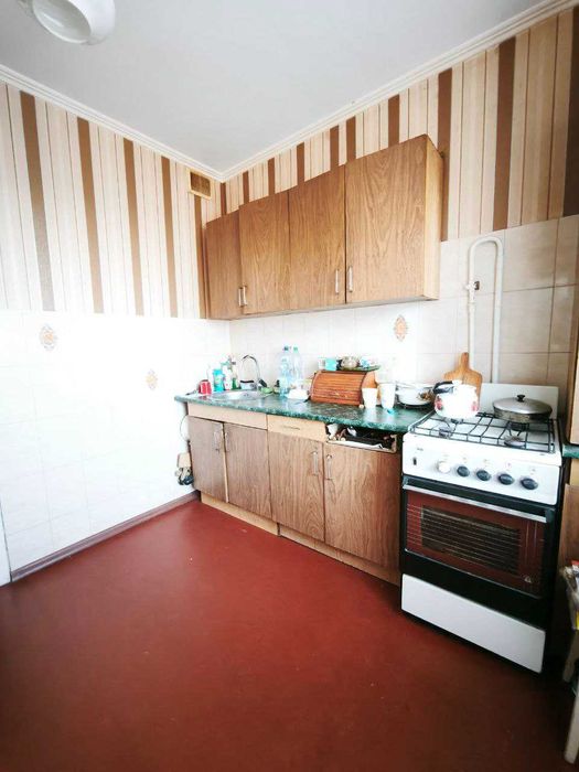 Продам 1 кімнатну квартиру Епіцентр