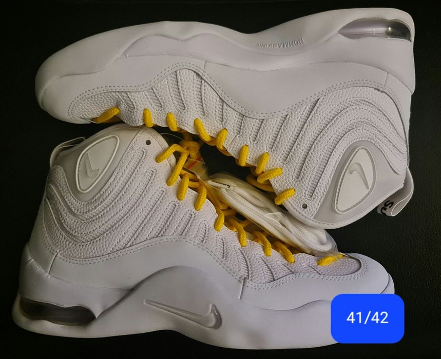 Air bakin x supreme 41