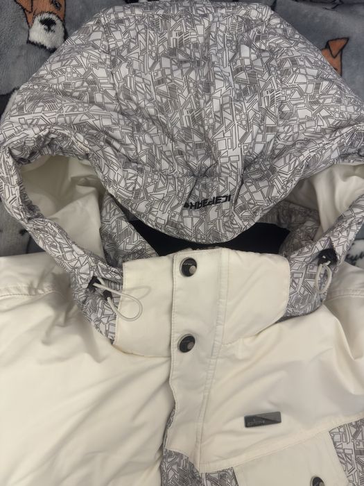 Чоловіча біла лижна куртка Icepeak. Зимова тепла куртка.
