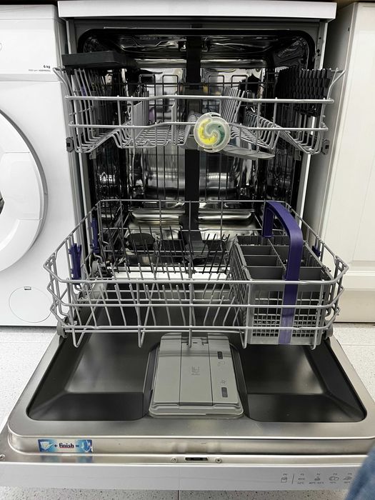 Máquina de lavar loiça Beko 14 conjuntos – excelente estado