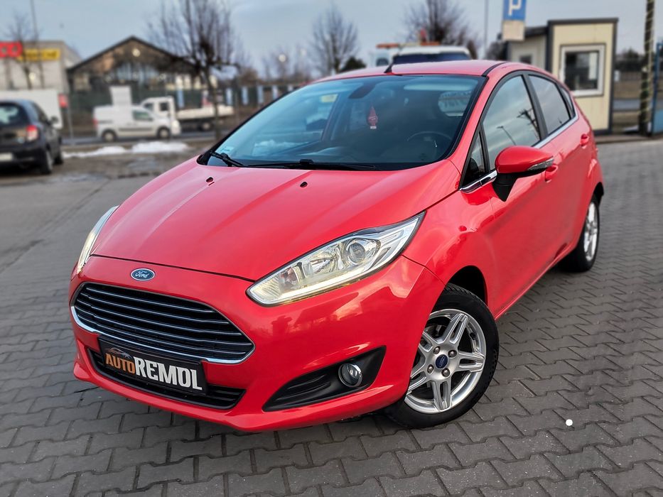 Ford Fiesta 2015r,benzyna,bardzo ładny,