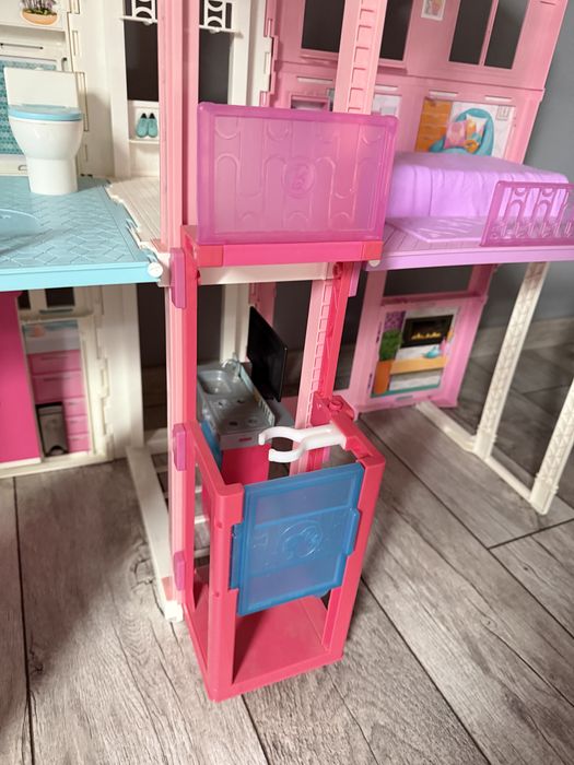 Domek miejski Barbie 3 pietrowy