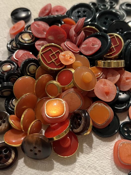 Lot of Vintage Buttons