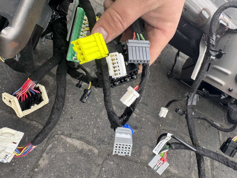 stelaz konsoli deski Dodge Ram