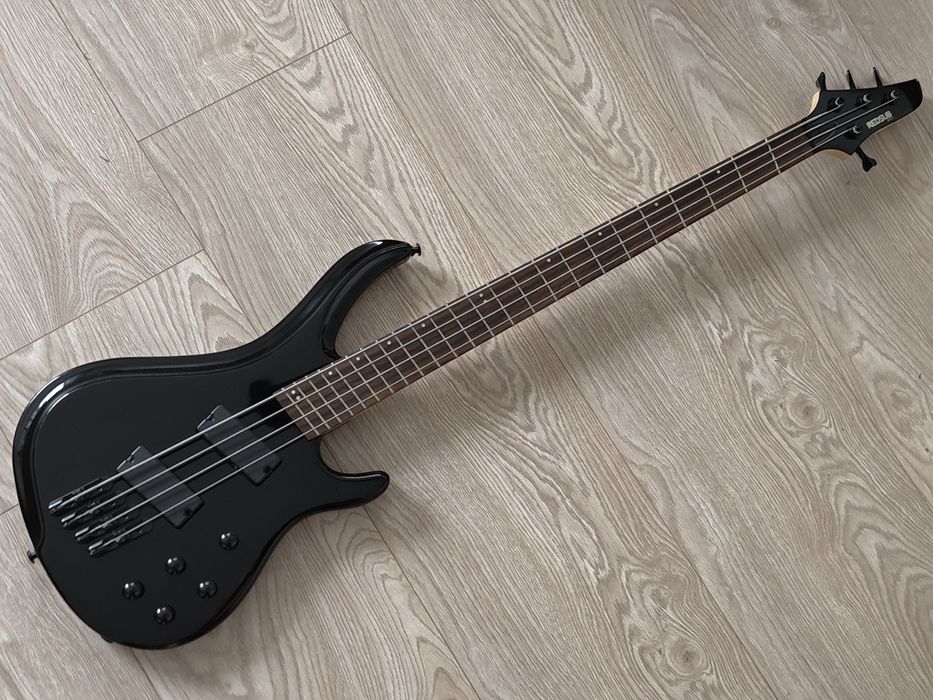 Gitara basowa Redsub Fanfret multiscala