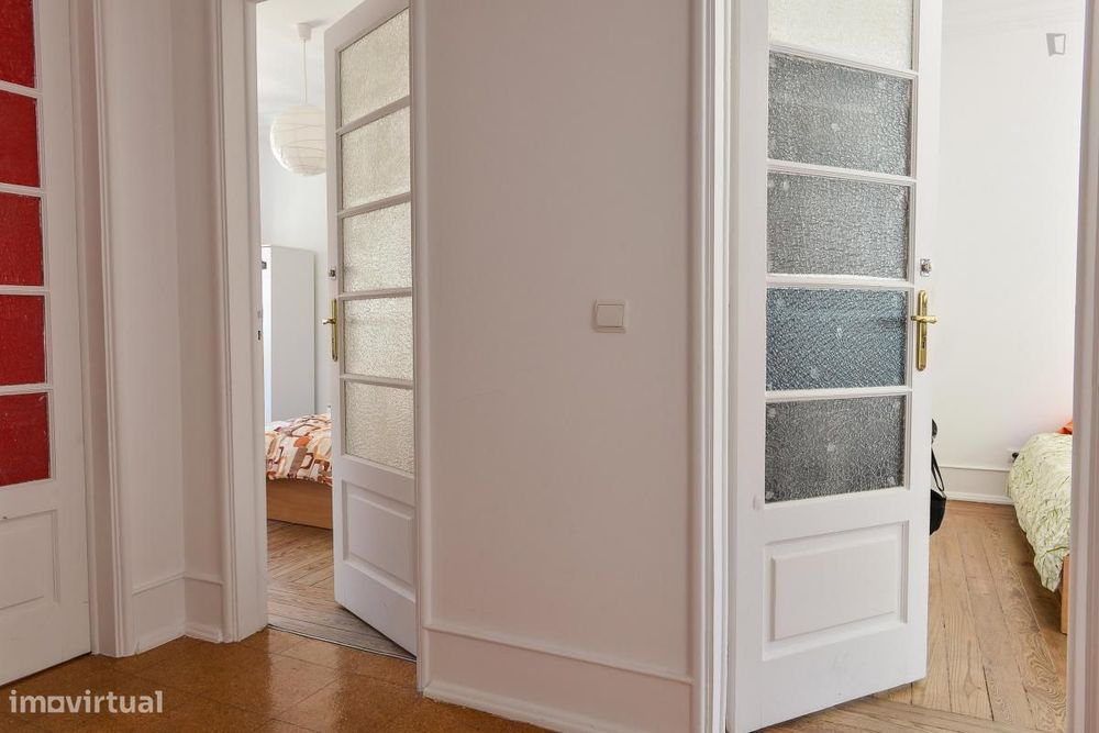 Quarto - localizado em Alameda Lisbon
