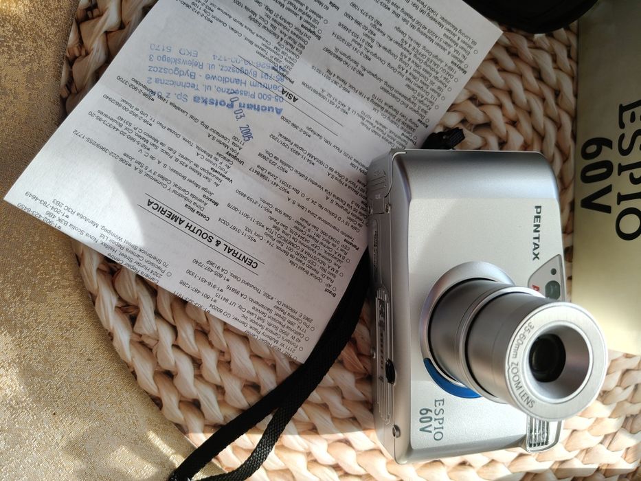 Aparat fotograficzny analogowy Pentax Espio 60V, nieużywany.