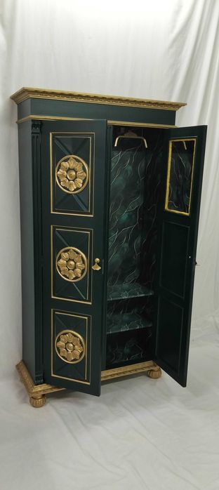 Armário de entrada restaurado e remodelado