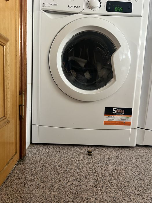 Maquina de lavar roupa