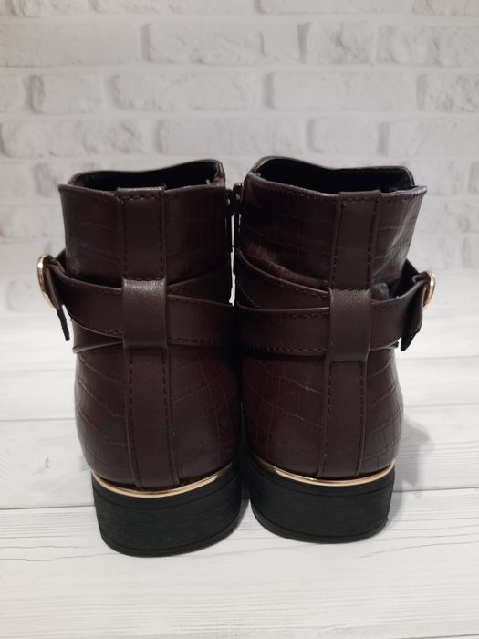 Черевики, ботинки, полуботинки жіночі