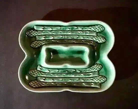 SECLA - travessa antiga para espargos (c/nova) - 25,5 x 19 cm/s